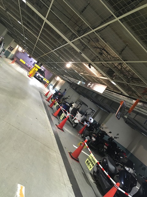 E198D6B6-070C-403F-B8B8-88C8981A2E38