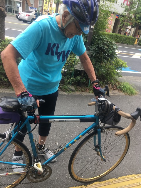 6679D92F-3751-409F-9BD1-654674F3634C