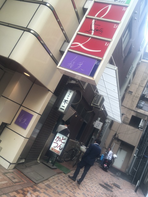 7CC13085-2A8B-446E-8709-B351997DDA31