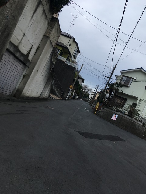 20B9BC7F-D3A1-4DC7-9D8F-4ADF7440B73B