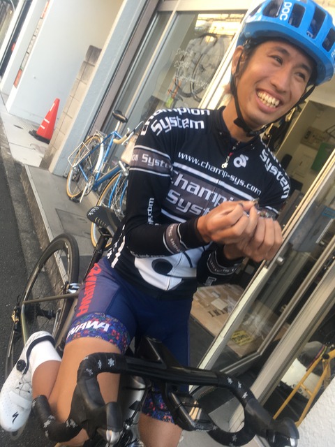 2750D933-480D-474E-A8E3-6D32455DA9BC