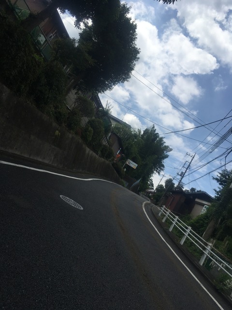 5741B718-BF70-404F-8311-10E962C41B6C