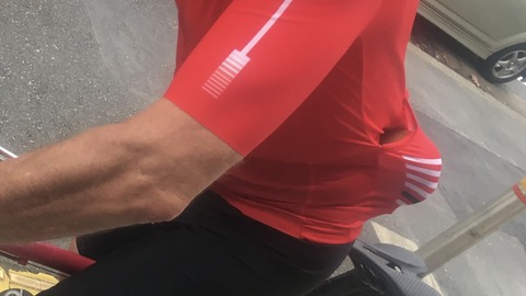 DA6AD08D-9C4D-4E5E-BFA1-D5C6107FCF1C