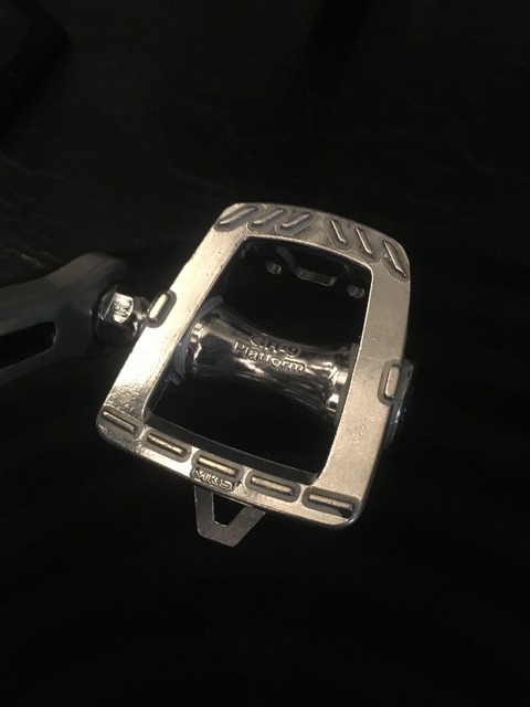 E75DE2E7-6CAC-4802-B51D-42C706C5A903