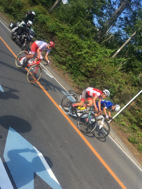 39079166-9331-4885-B9BE-92A76906F33F