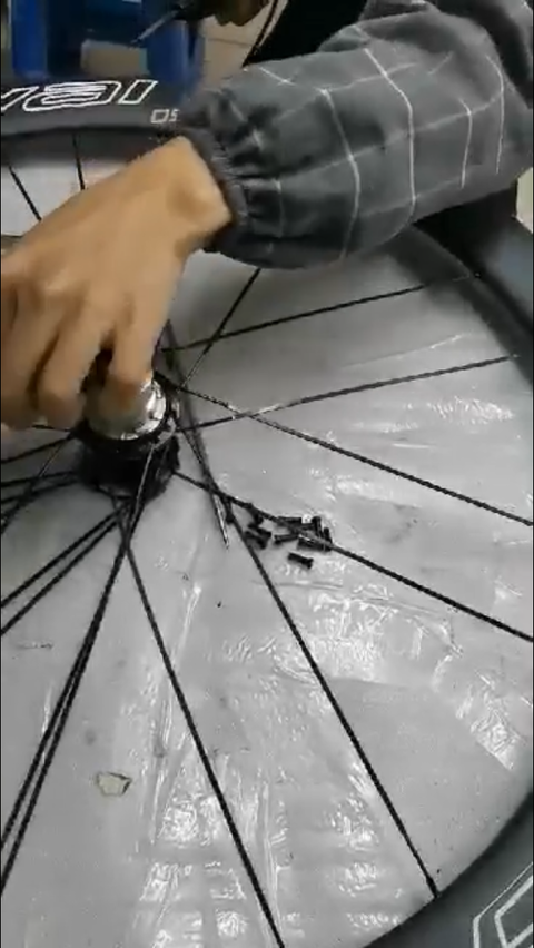 D2B63A87-ACA2-4021-9EBE-12321E46008D