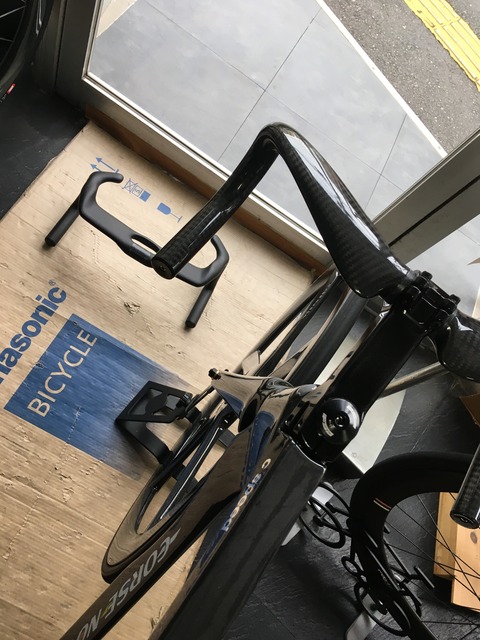 CF12512F-1098-4D1B-9BA1-2BB0DF8B5B3A