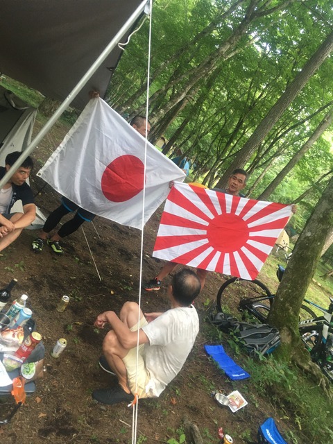 1A4FB7B1-AC72-438A-A65D-A5B05AD6E2D4