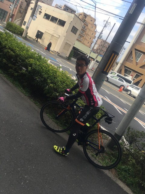 E93C6AF1-5BCE-4851-BE56-03679771C679