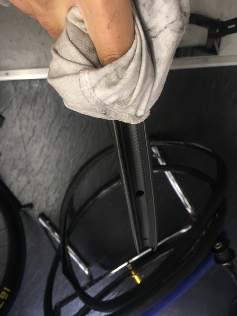 97DB67F6-70F5-4B49-93AC-77D3F0230C7E