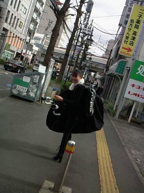 E8ECF404-DD43-4DB2-ACEA-C7B162AC8202