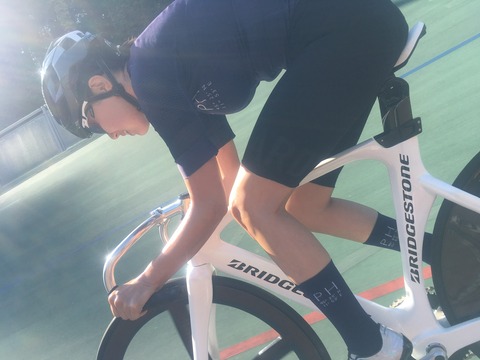 F832FB52-C540-42D1-A681-3079F5F0D035