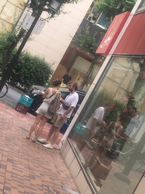 FDA96095-88C3-4355-B7C9-222B26462348