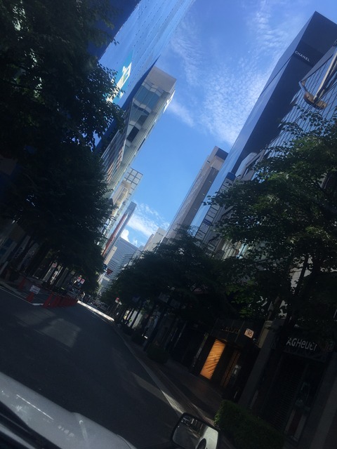 AC185DF0-0827-4AB5-9955-02D080FFF851