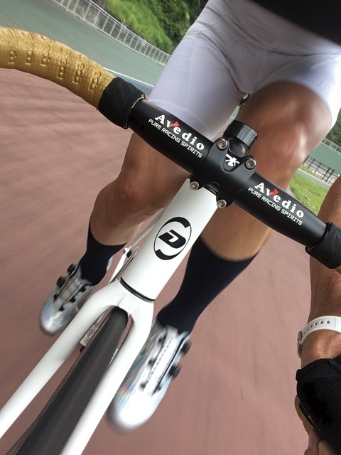 1E7505CC-ABBE-468D-A16A-DA658F02BF00