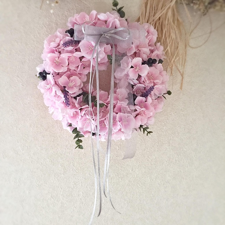 ダイソー造花で作る桜満開のリース Life In One Day 花と猫 時々diy ダイソー造花で作る桜満開のリース Life In One Day 花と猫 時々diy