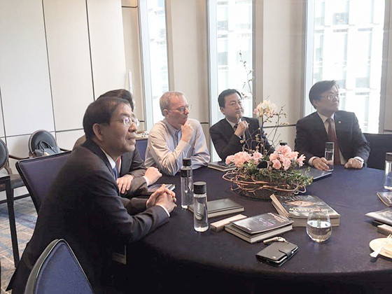 facebook_1457517294161