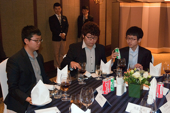 [519268]20140617-005-mes