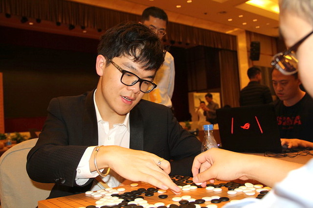 173558kea1xoeryj1eamau