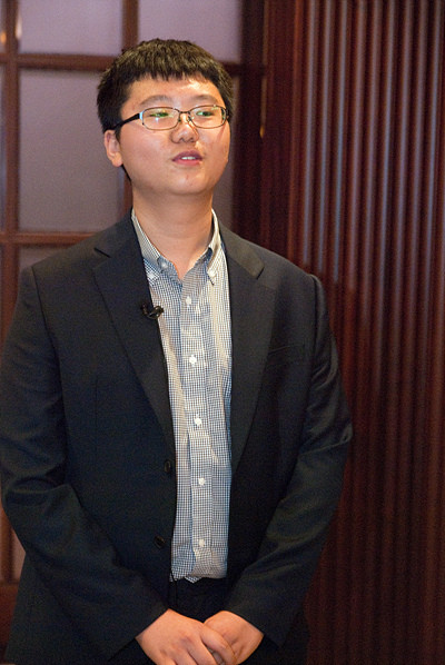 [519268]20140617-012-mes