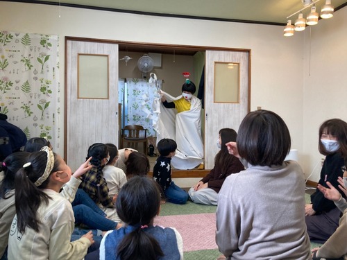 2021/1/7 冬休み 獅子舞ごっこ_210111_36