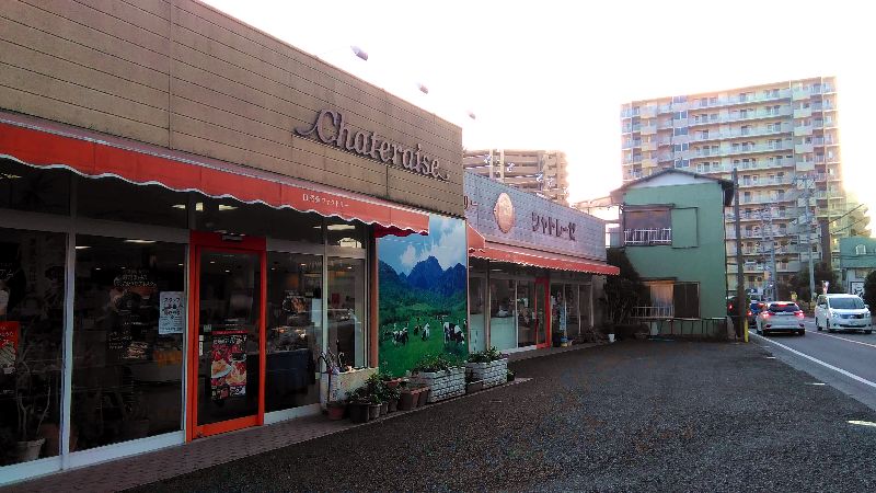 シャトレーゼ上尾西店に週末行ったら 別館を作って欲しいレベルで混雑してた話 上尾暮らし
