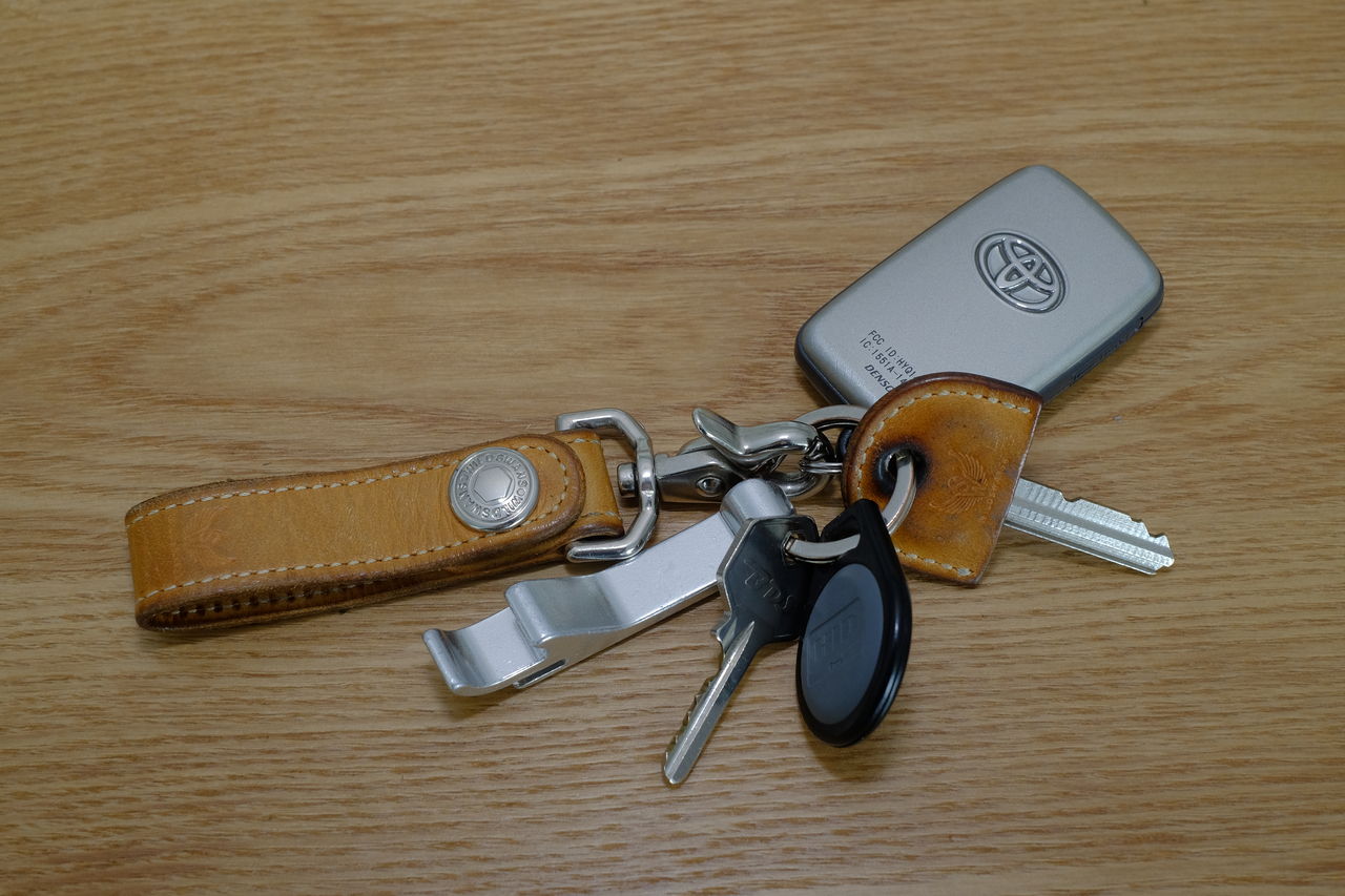 Wild Swans Branch Natural 使用10ヶ月の経年変化 : aging staffs