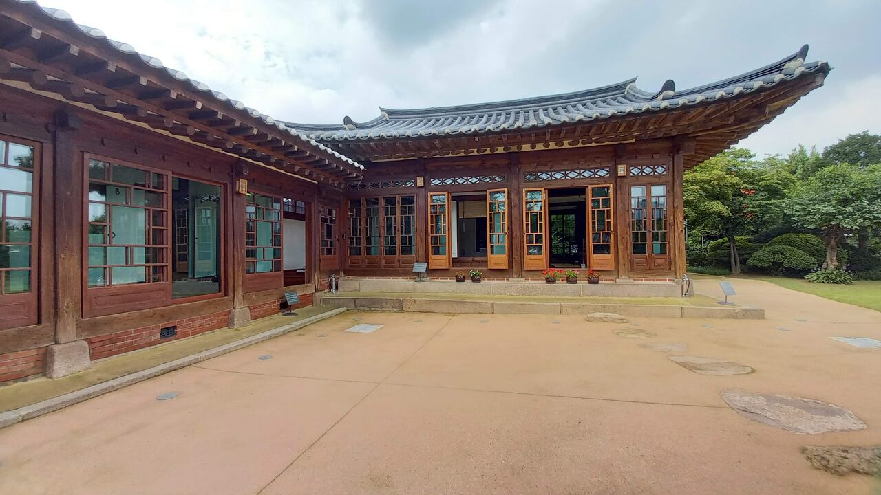 北村韓屋村 近代韓屋様式をそのまま残している韓屋 白麟済家屋 ソウルに暮らす演劇オタクなブログ