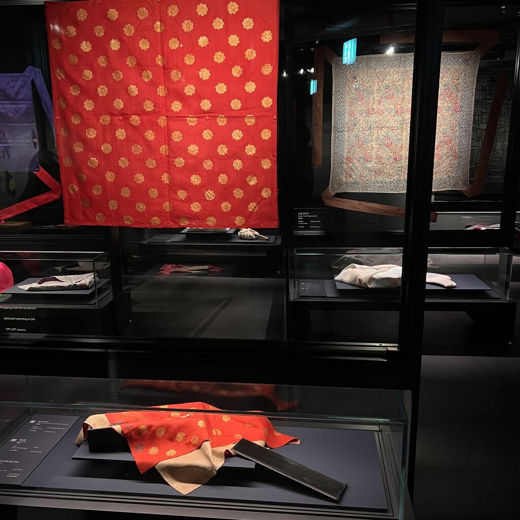 ソウル工芸博物館③ 展示3棟3階〜4階 [ポジャギ、日常を包む][保存科学