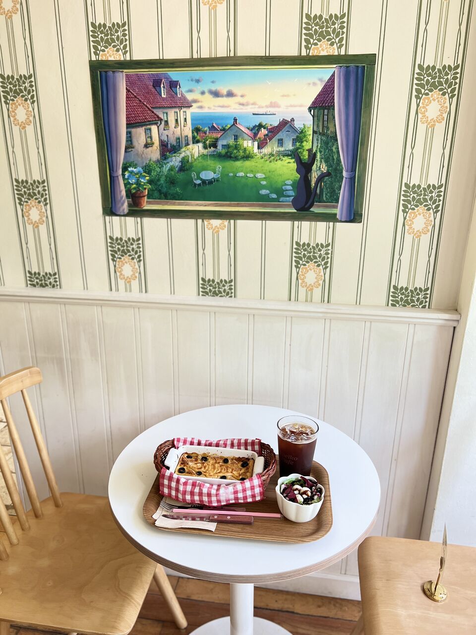 ホンデ延南洞 魔女宅カフェ「Koriko Cafe」ニシンじゃないパイブランチ