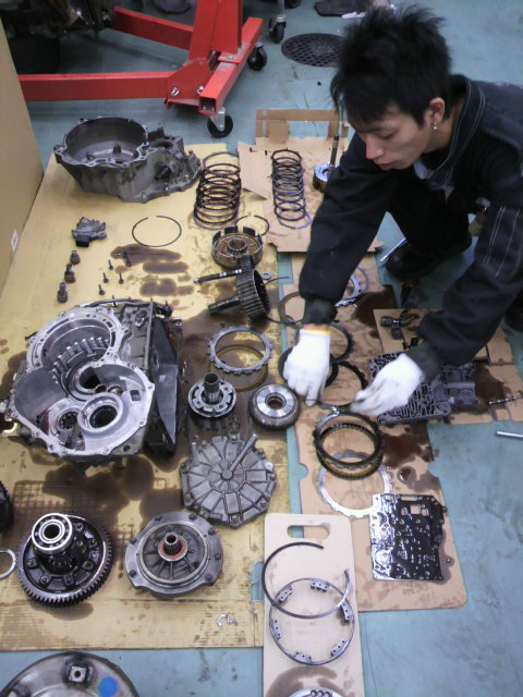 オートマミッション オーバーホール 車屋さんの毎日奮闘日記