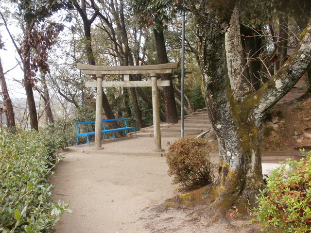 生駒山口神社