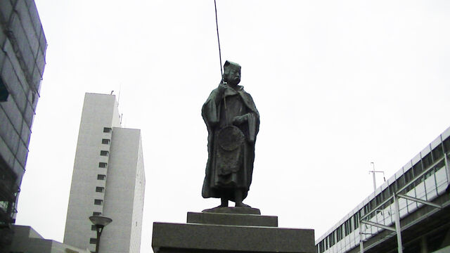 五浦釣人像（JR福山駅） : ahisats3のブログ