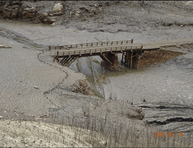 ADBC1932-A46E-4924-A47A-B7945C243D7E