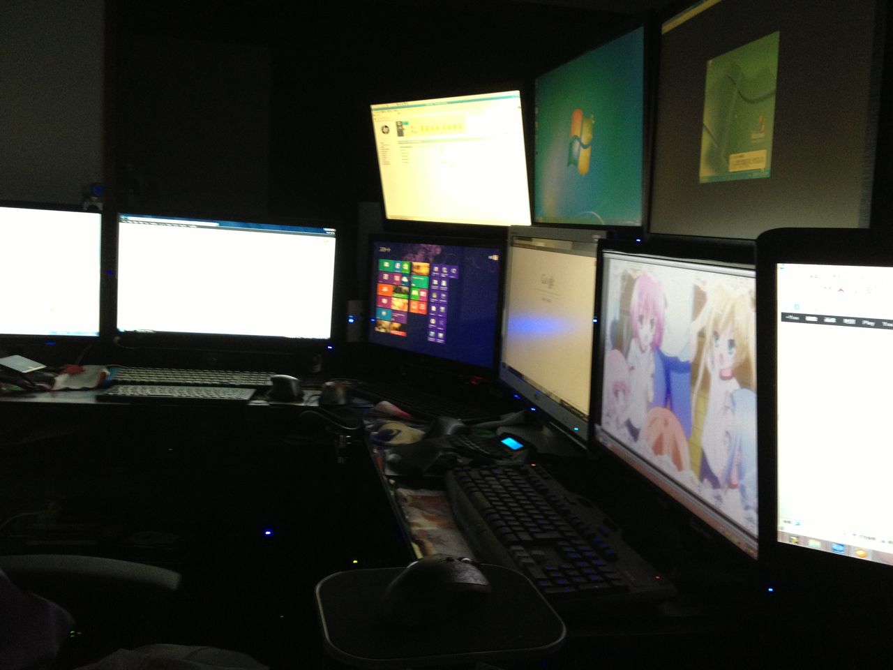 パソコン部屋 ハードな秘密基地