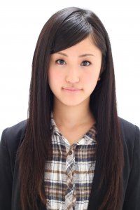 若菜亜衣