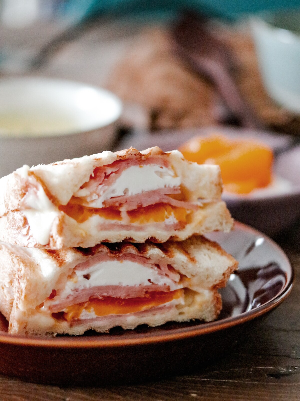 レンジで作るハムエッグで背伸びしない朝ごはん ハムエッグチーズのホットサンドと5歳娘に好評すぎたデザート あいのおうちごはん Powered By ライブドアブログ