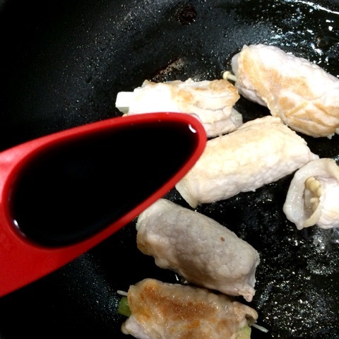 {E5E40BE6-54C5-4640-877B-505751D3B01D:01}