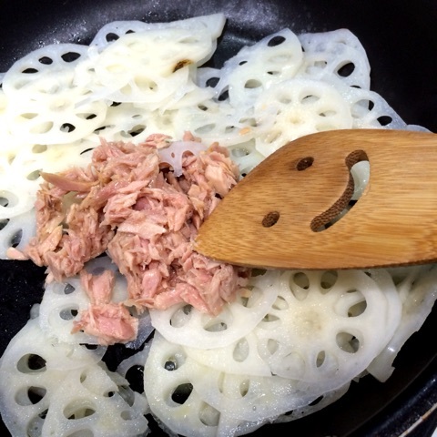 {172A9ED7-80E6-4E36-B536-BA7109C22A87:01}