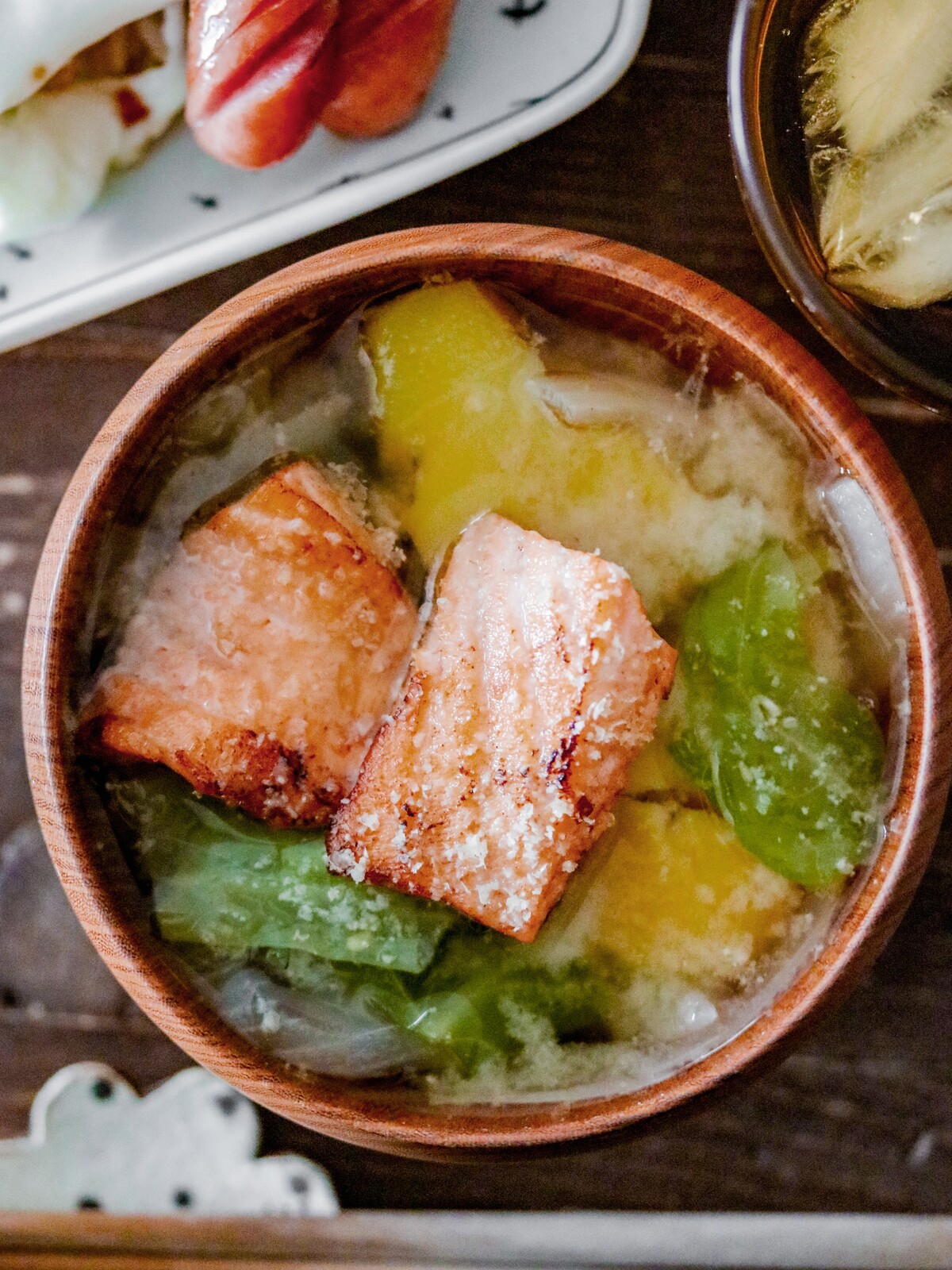 背伸びしない朝ごはん いつもの目玉焼き丼とちょっとリッチなバター香る鮭と春キャベツの味噌汁と子育て難しい あいのおうちごはん Powered By ライブドアブログ