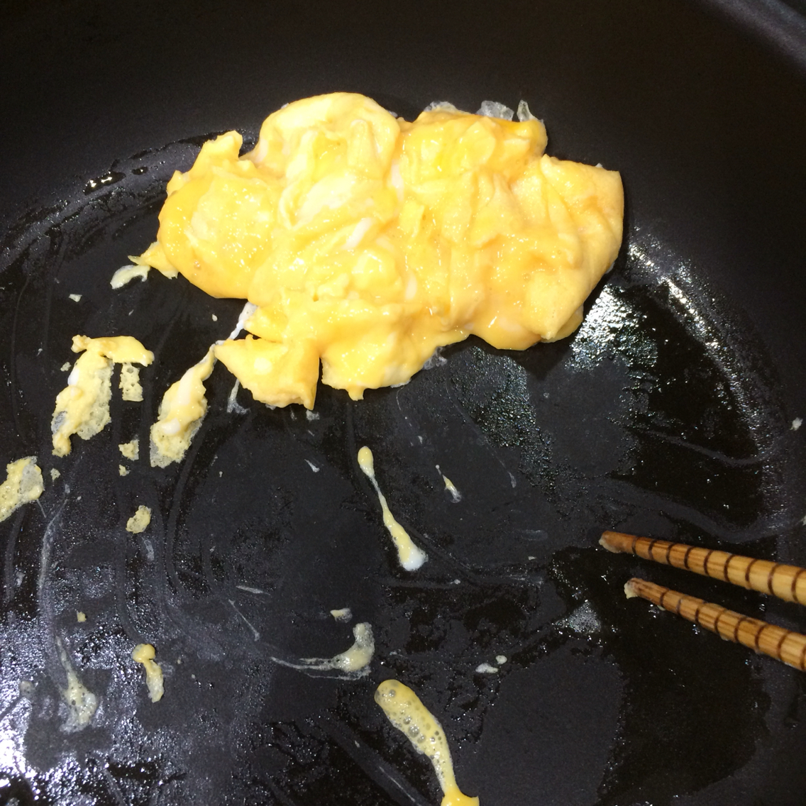 彩りがきれいなお弁当おかずレシピ 菜の花とウインナーの炒り卵炒め あいのおうちごはん Powered By ライブドアブログ