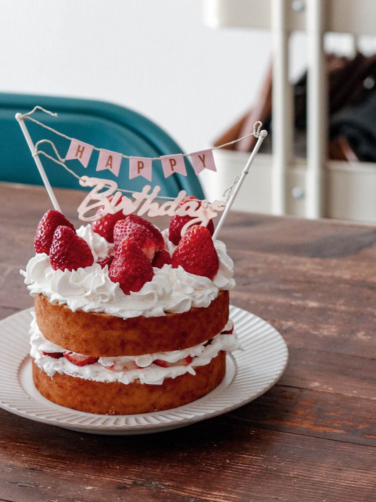 誕生日ケーキは娘のアイディアで無印の新商品で手抜きバンザイケーキの完成 5歳になりました あいのおうちごはん Powered By ライブドアブログ
