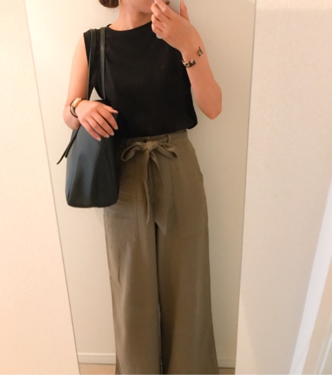 {A6759FD4-9DAC-4542-A5C1-63A565628CF5}