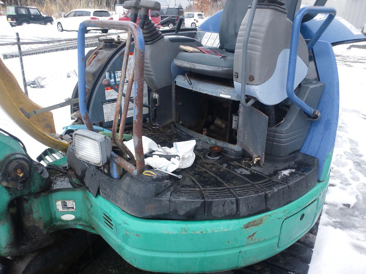 コマツ バックホー 始動不良 饗庭ボートサービスの