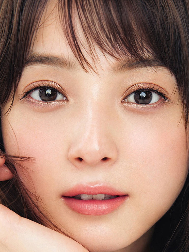 Лицо красивой азиатки. Японские глаза. Красивые азиатские глаза. Глаза японок. Красивое лицо японки.