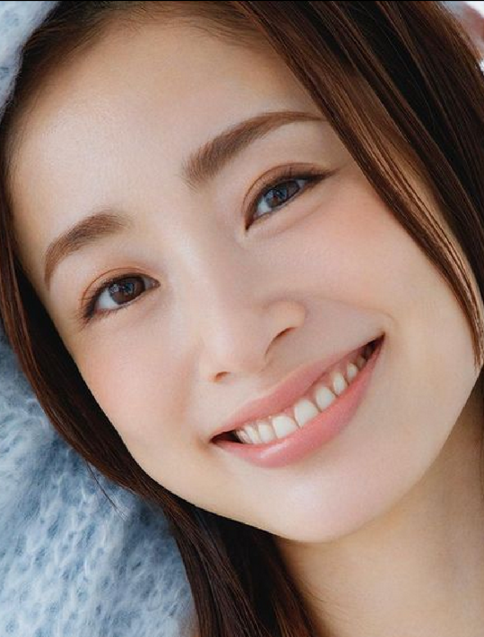 上戸彩　乳首 上戸彩 : 顔アップ特集 [綺麗な女優・アイドル・モデル、芸能人の顔アップ画像研究所（顔面アップ同好会～顔好きによる顔好きのための好きサイト）]