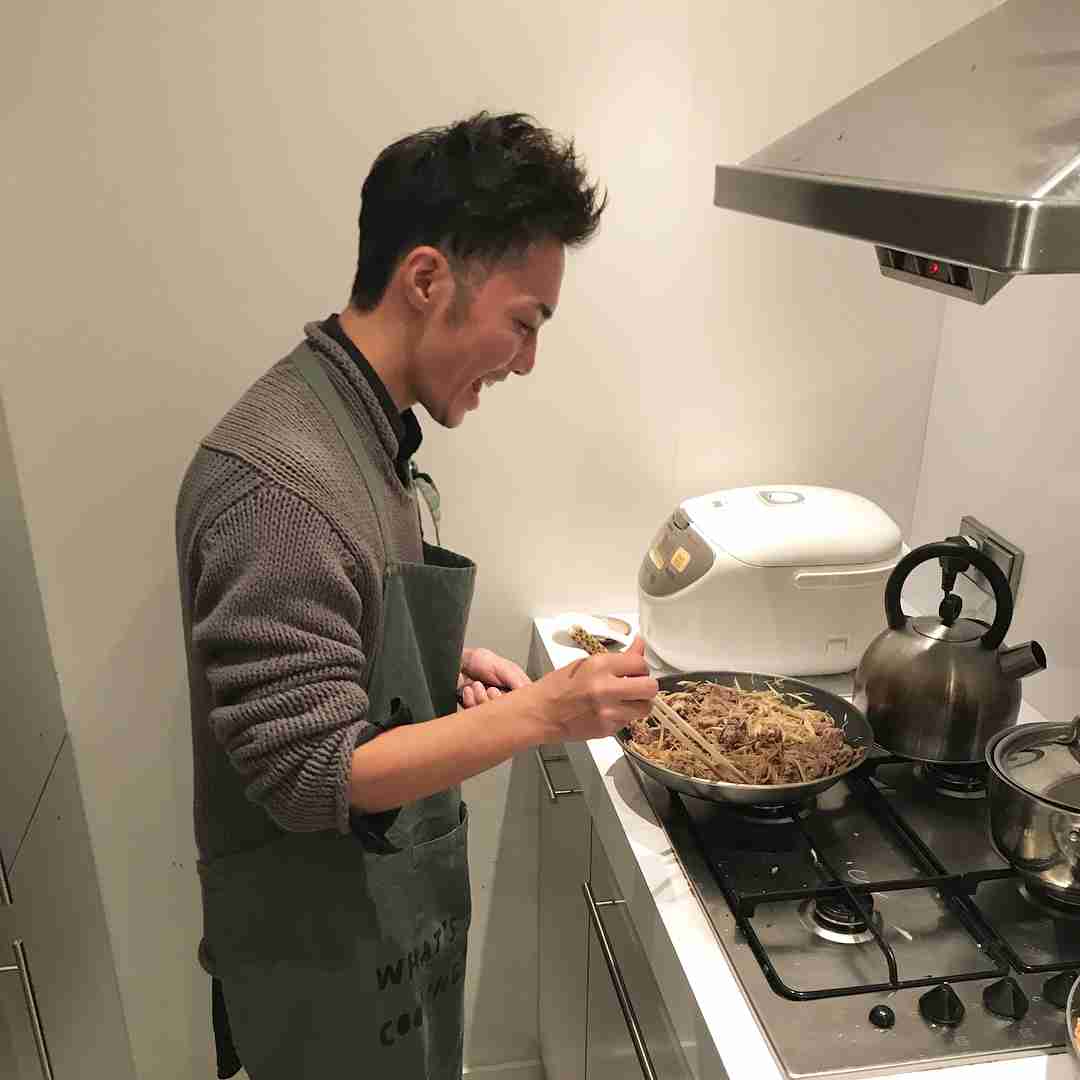 成宮寛貴のインスタが まるで新妻のよう 入浴シーン公開でセクシーアピール加速中 ガールズちゃんねる 成宮寛貴のインスタが まるで新妻のよう 入浴シーン公開でセクシーアピール加速中 ガールズちゃんねる