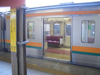 春日井市の高蔵寺駅からJRに乗る