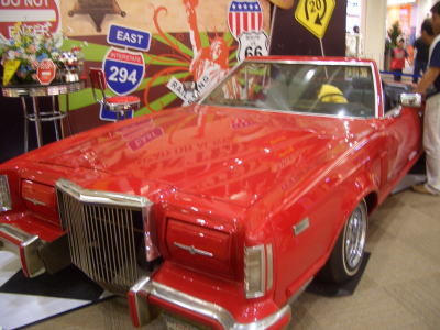 イオン大高ショッピングセンター内展示の車