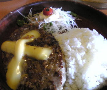 ビックリドンキー長久手店のチーズバーグディッシュ